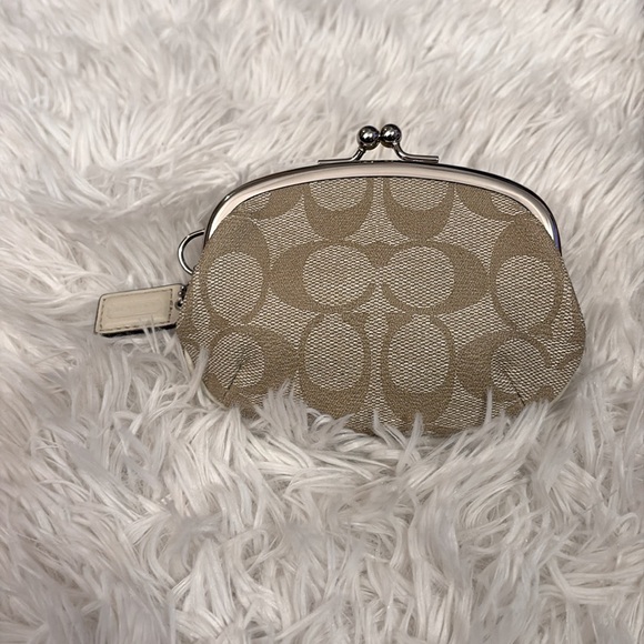 Coach Brown Shoulder Bag with Adjustable Strap & Logo Design & FREE Change Purse - Picture 9 of 11